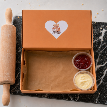 Variatie box 4 scones (incl. jam en clotted cream)